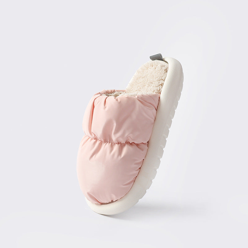 All-season anti-slip slipper for indoor and outdoor use