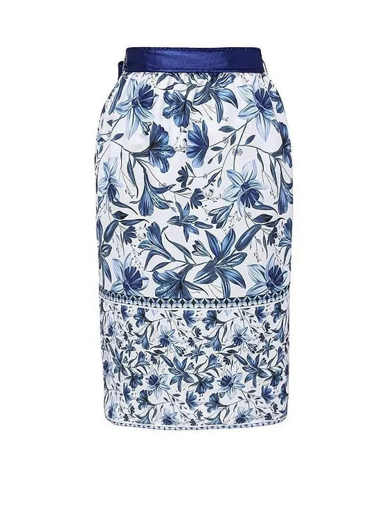 Badpak met Bijpassende Rok - Voor een Elegante Zwemervaring en Stijlvolle Uitstapjes