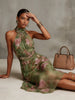 Elegante jurk met halternek en romantische bloemenprint